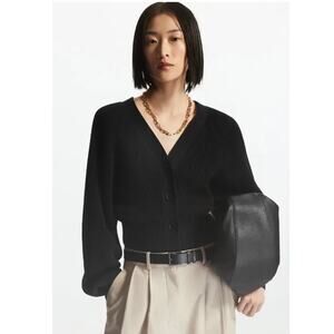 COS Black Relaxed Fit Cropped Cardigan M Ribbed Minimalist 100% Organic Cotton